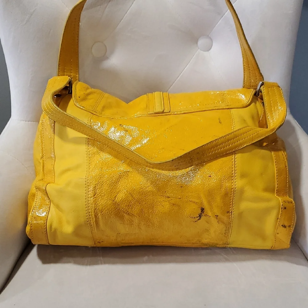 Flawed Jill Stuart Vibrant Yellow Shoulder Bag - Picture 5 of 16
